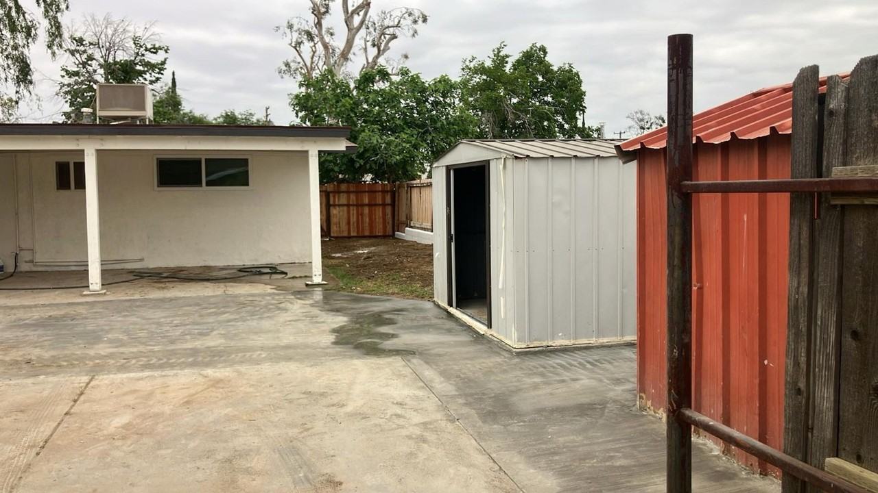 3304 Bucknell St - Photo 3 of 25