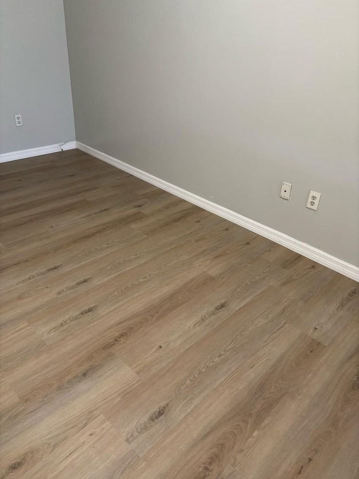 6052 10th St - Photo 6 of 15