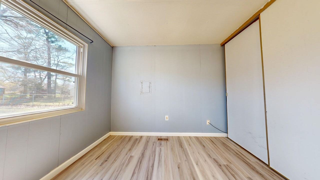 372 Home Ave - Photo 6 of 13