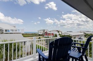 featured image of 6 S Ridge Ln