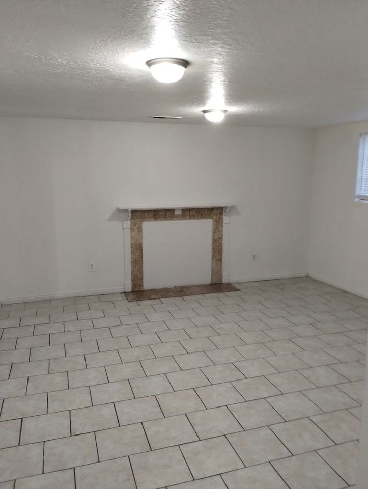 3193 Meadowlark Dr West Valley, UT 84119 - Photo 4 of 18