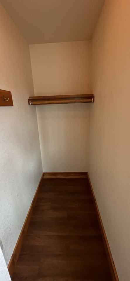 932 Saint Joe St - Photo 5 of 8