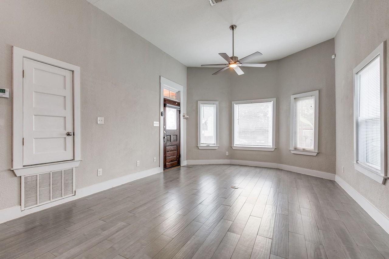 104 Cactus St - Photo 5 of 25