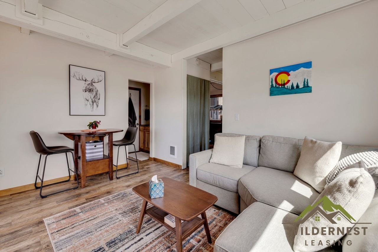 8014 Ryan Gulch Rd - Photo 4 of 20