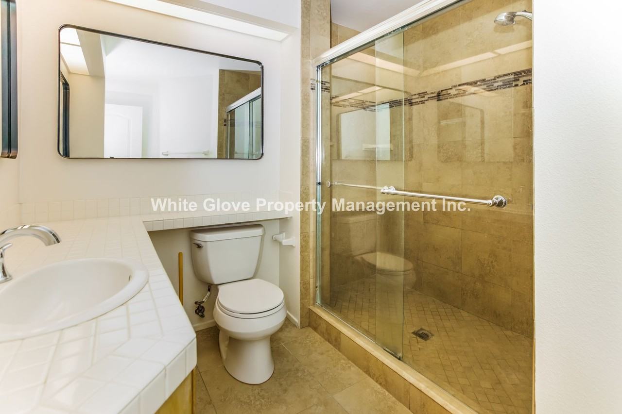 2 Menlo Aisle - Photo 5 of 11