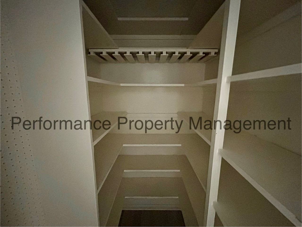 2520 Loma Linda Dr - Photo 6 of 16