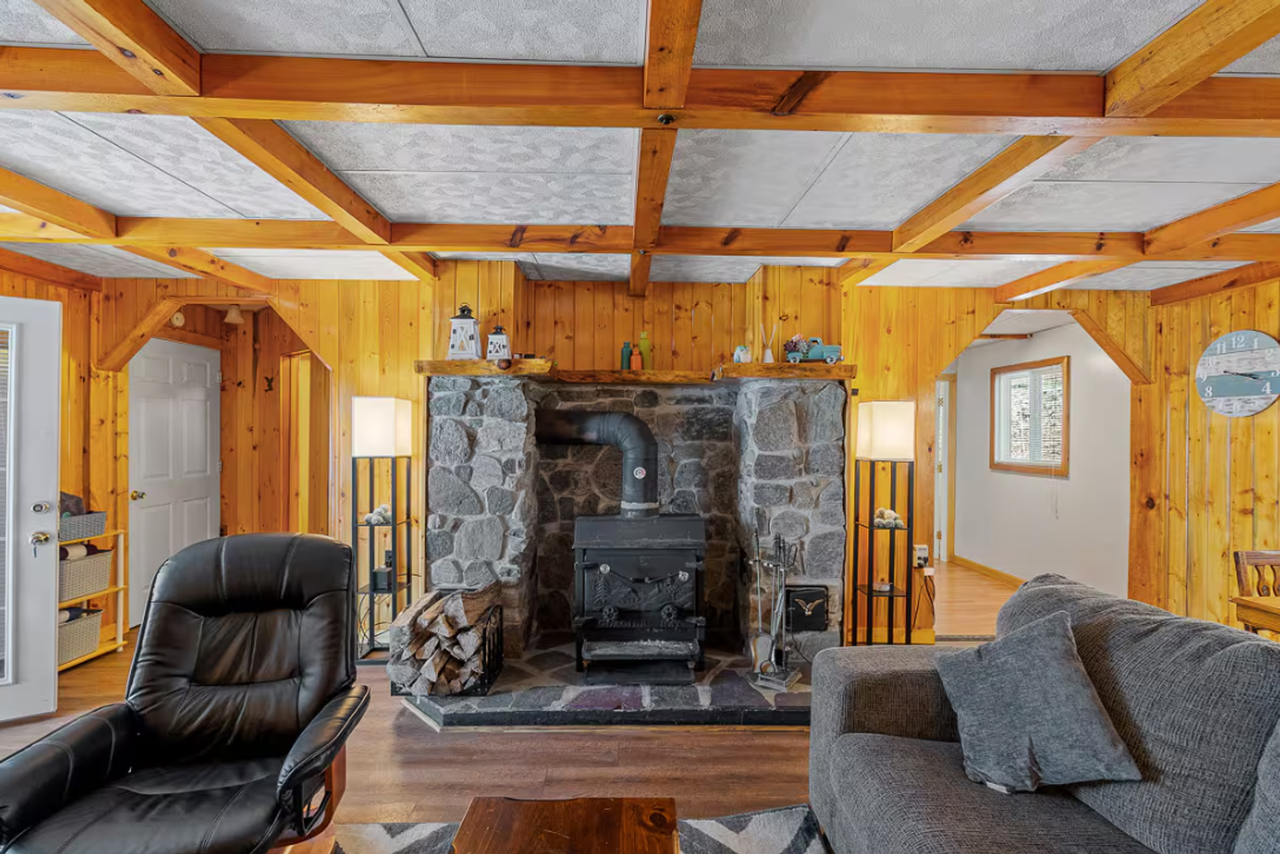 858 S Shore Rd - Photo 3 of 50