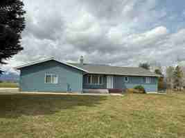 featured image of 1687 Simpson Ln