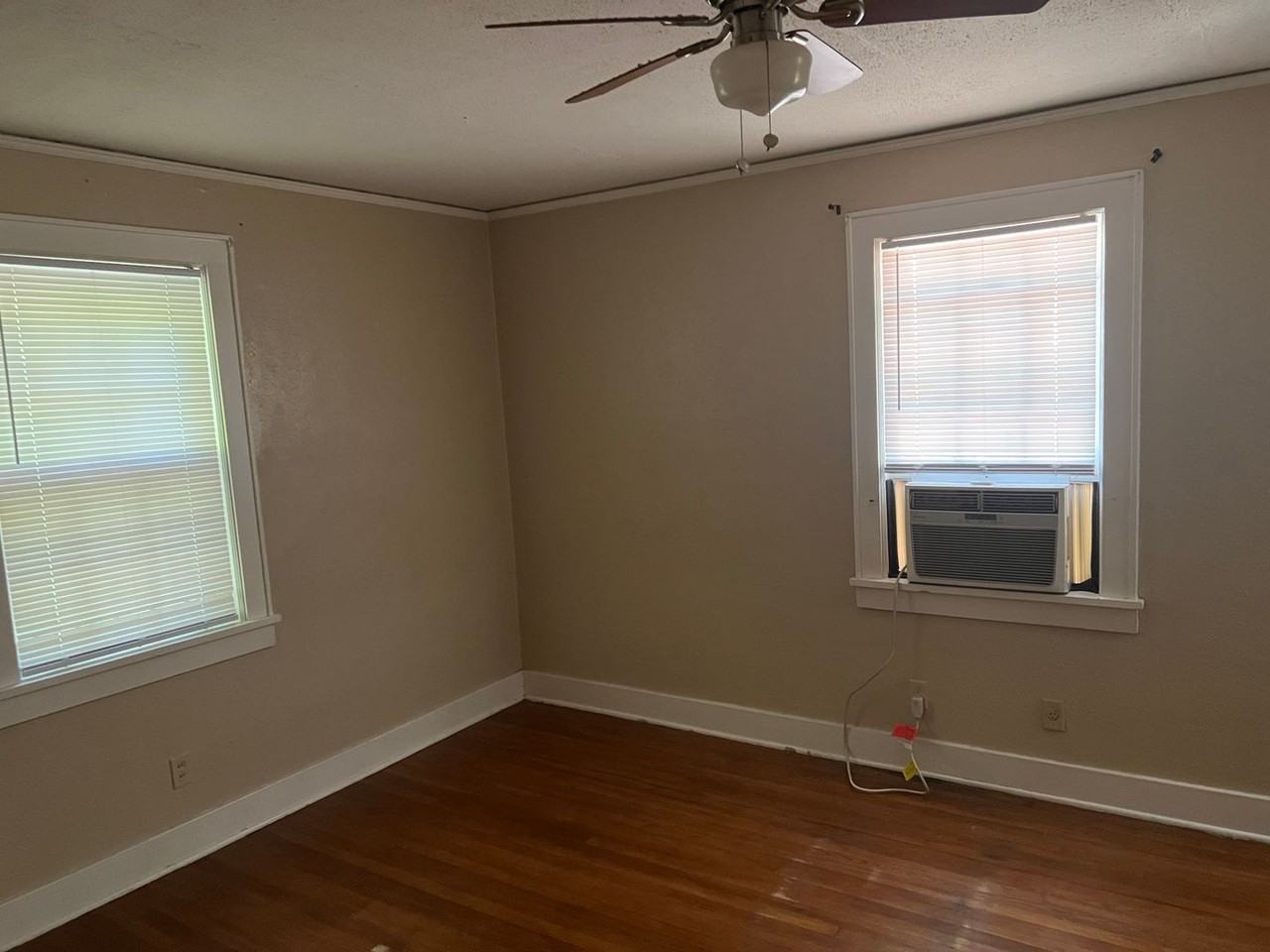 585 N Avalon St - Photo 5 of 9