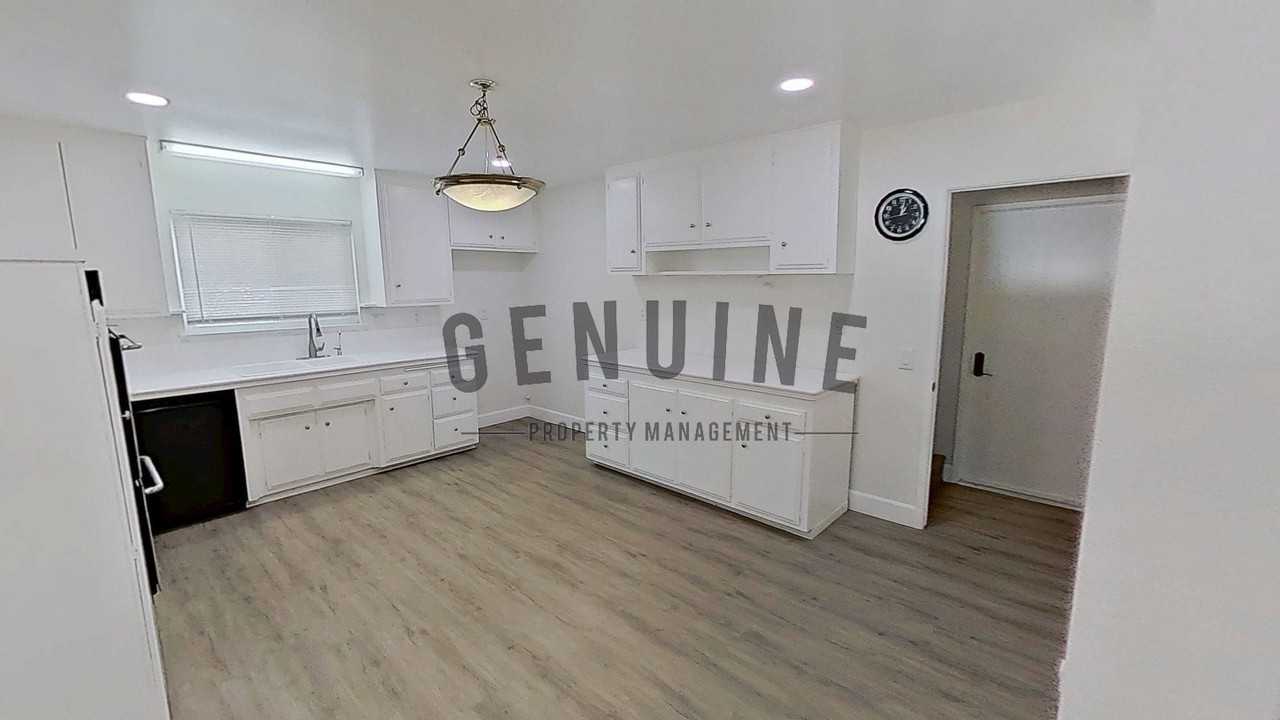 17196 Santa Lucia St - Photo 2 of 25