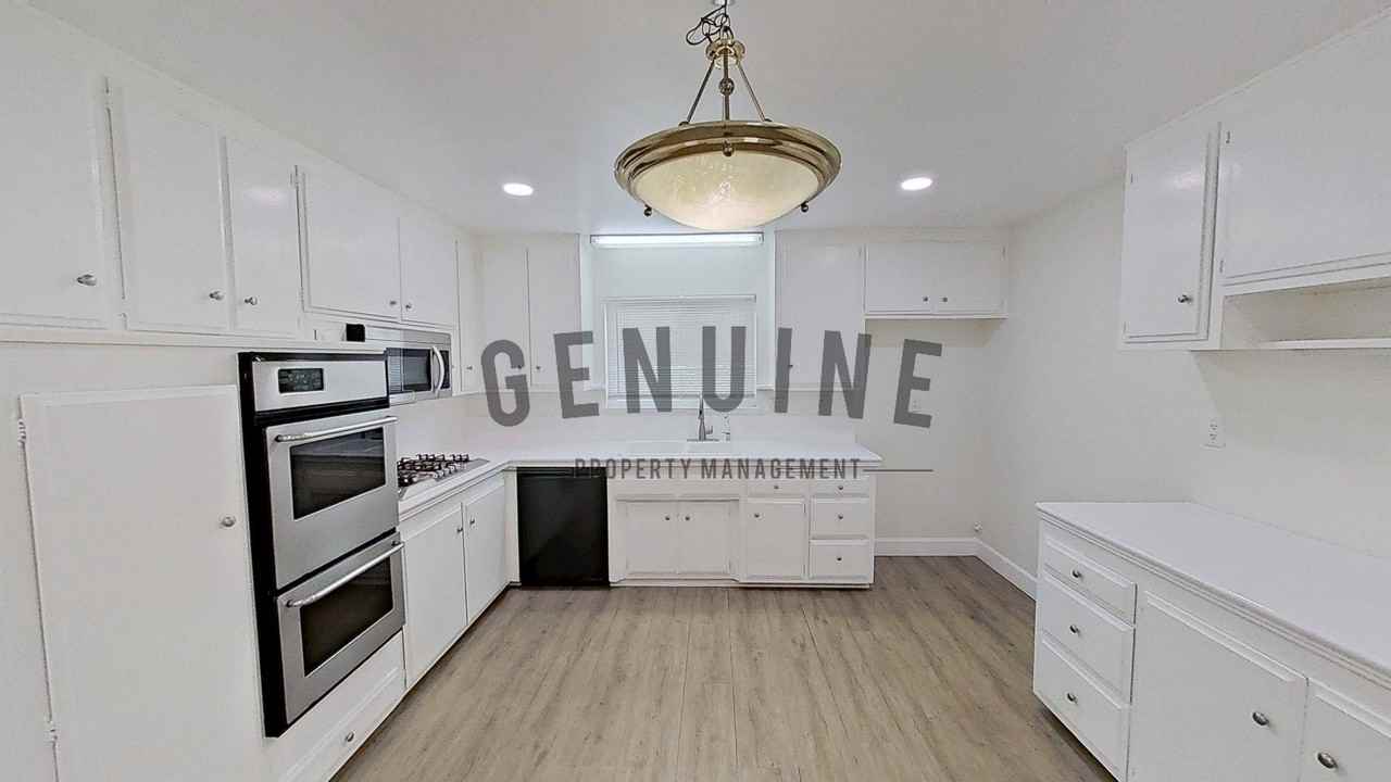 17196 Santa Lucia St - Photo 3 of 25