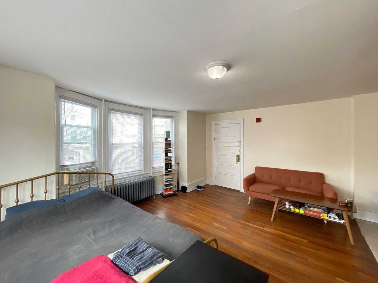 3312 Hamilton - Photo 5 of 29