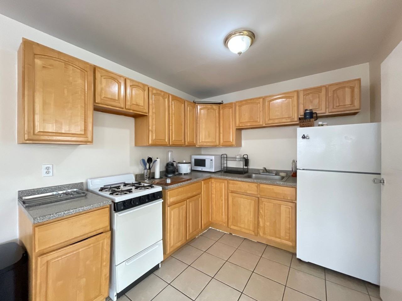 3312 Hamilton - Photo 7 of 29