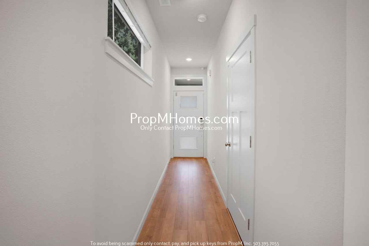 10709 Sw 72nd Ave - Photo 2 of 27