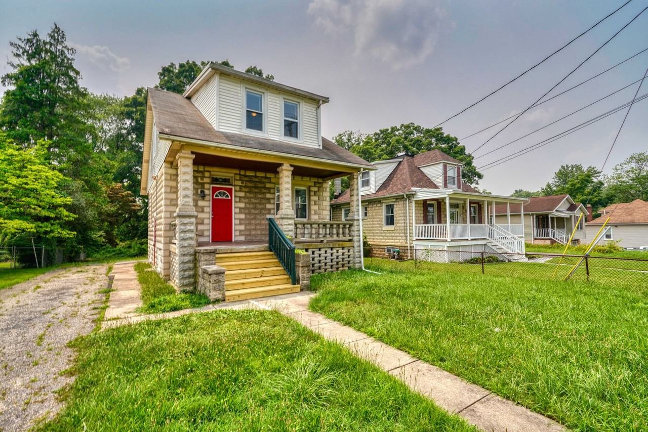 1219 Chesaco Ave - Photo 2 of 46