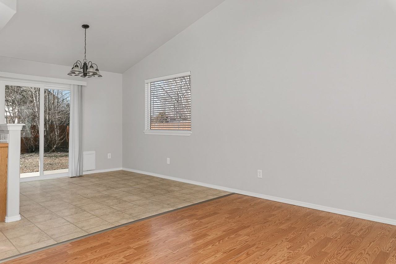 775 N Cygnus Pl - Photo 5 of 26