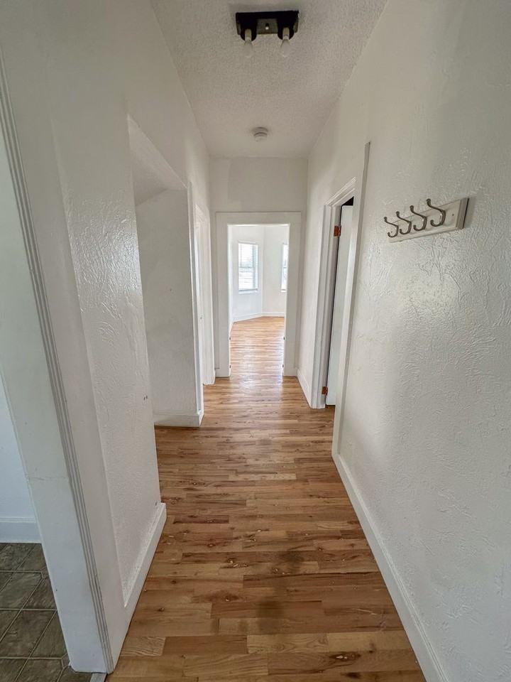 821 S Rivendale Ave #B - Photo 2 of 18