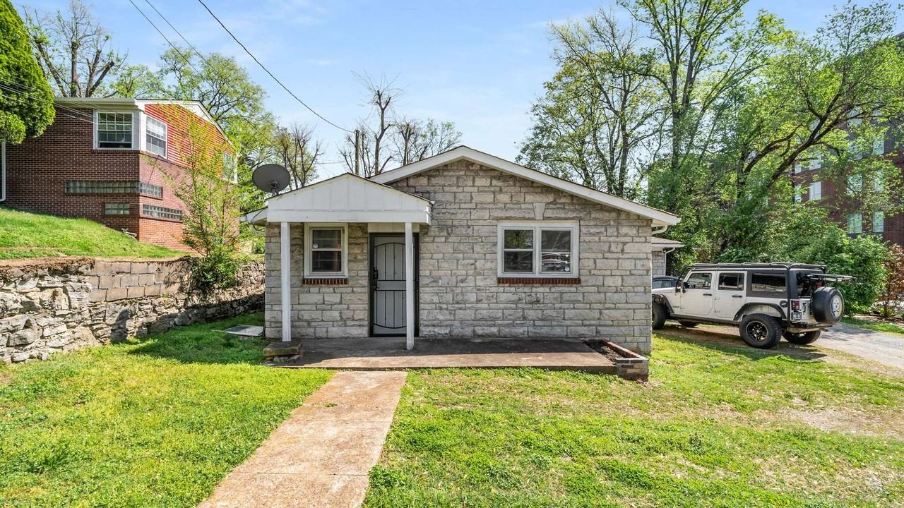 1909 Morena St - Photo 3 of 29