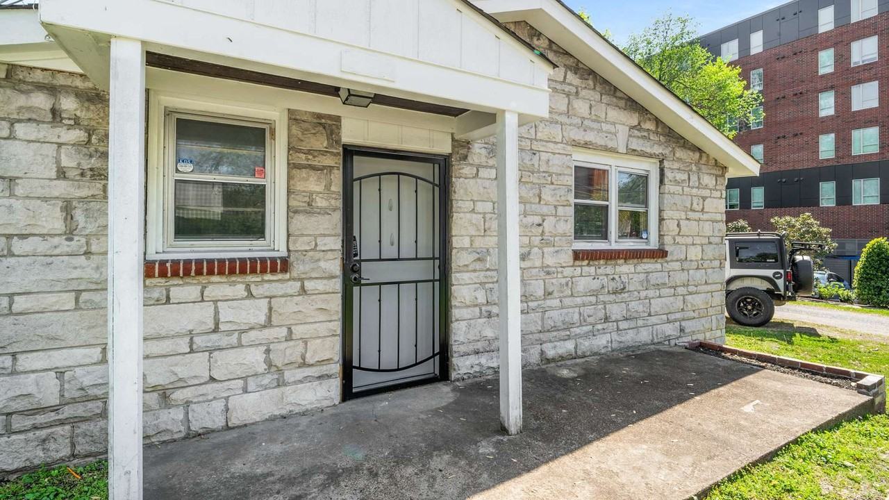 1909 Morena St - Photo 6 of 29