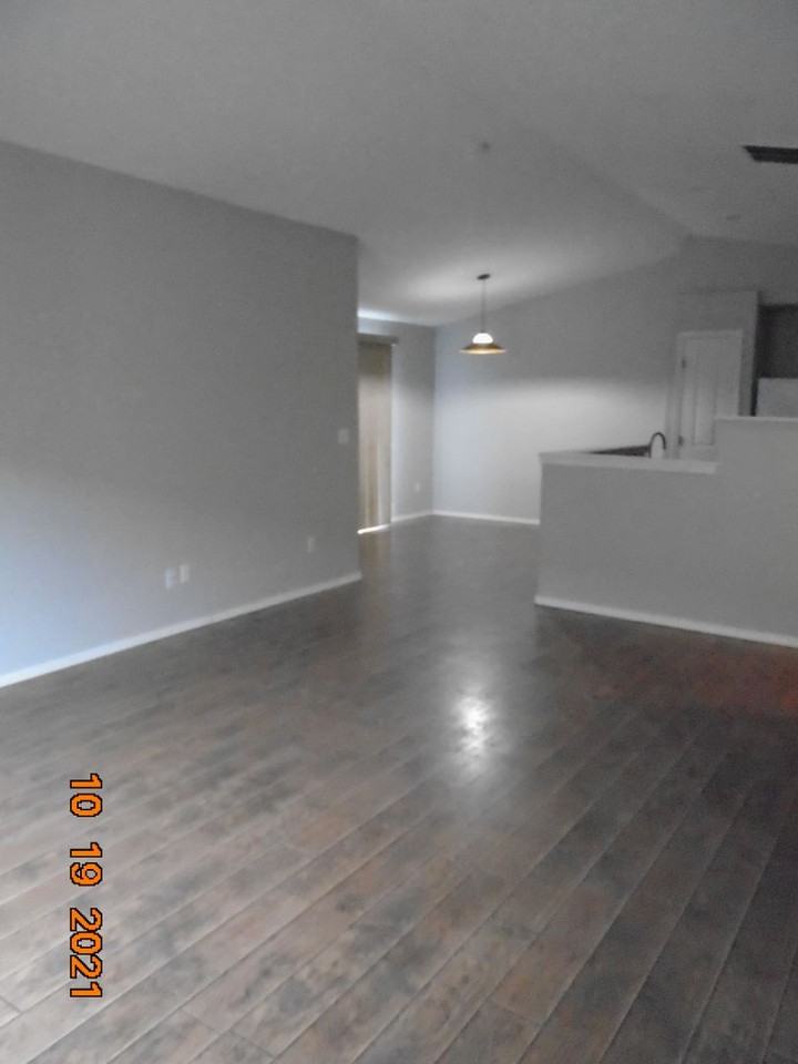 625 S Sunrise Dr - Photo 2 of 7