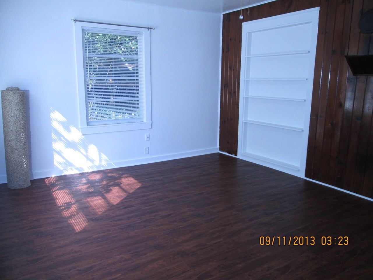 135 Nw B Ave - Photo 2 of 11