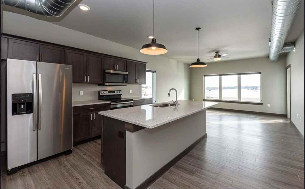 Parkway West Apartments - Photo 2 of 12
