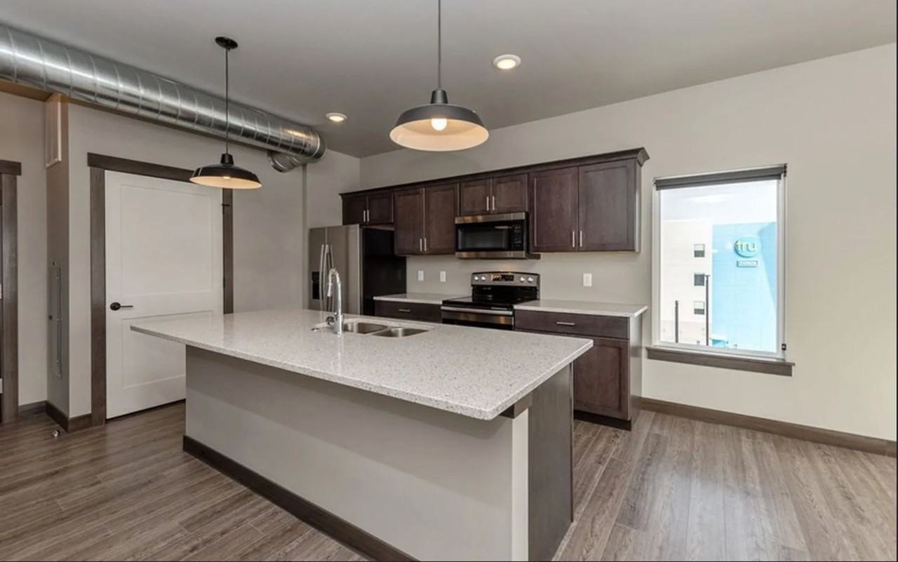 Parkway West Apartments - Photo 3 of 12