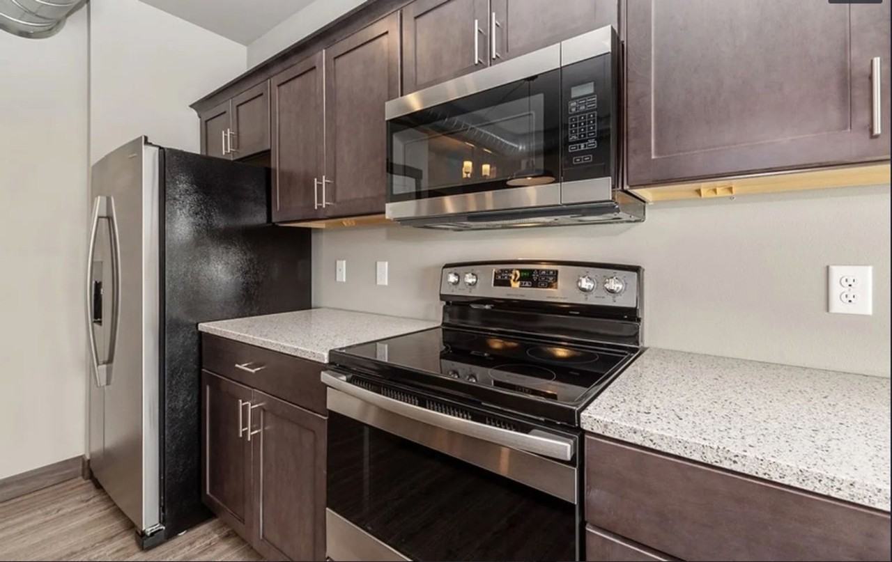 Parkway West Apartments - Photo 5 of 12