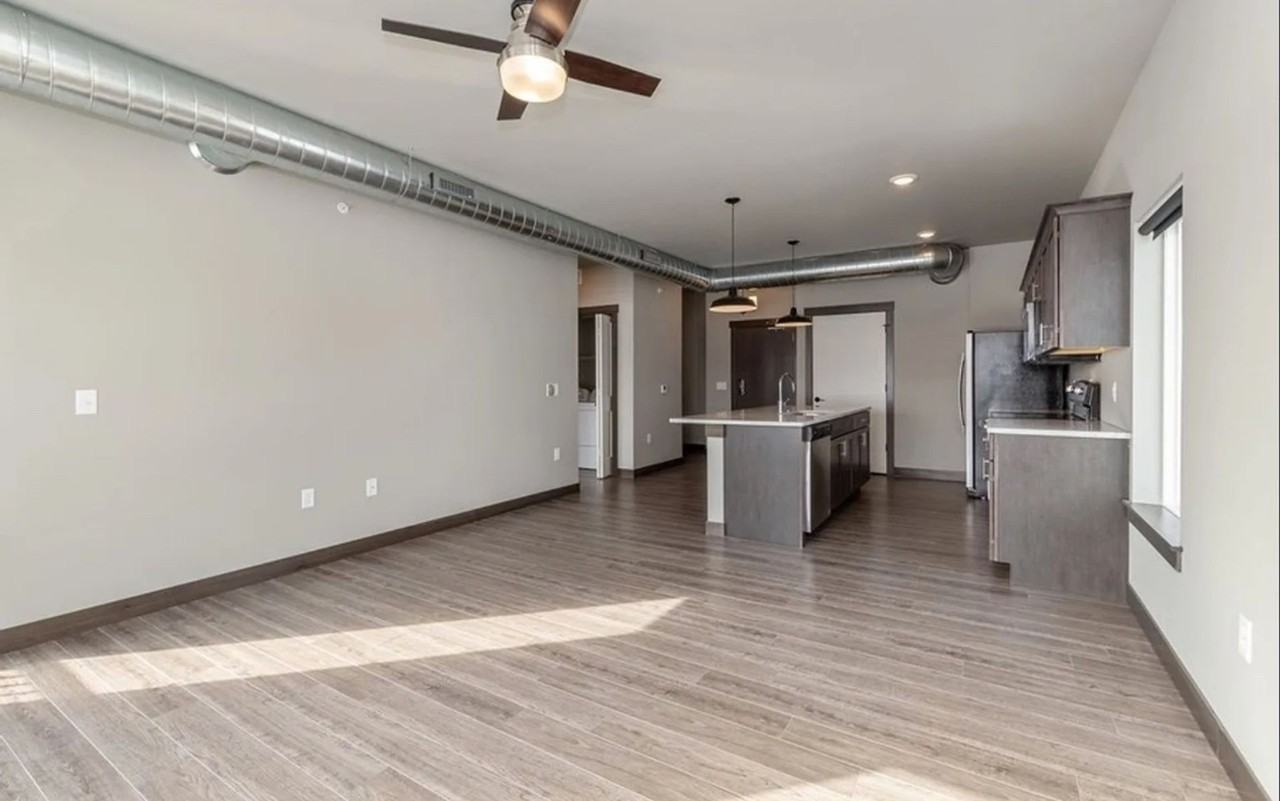 Parkway West Apartments - Photo 6 of 12