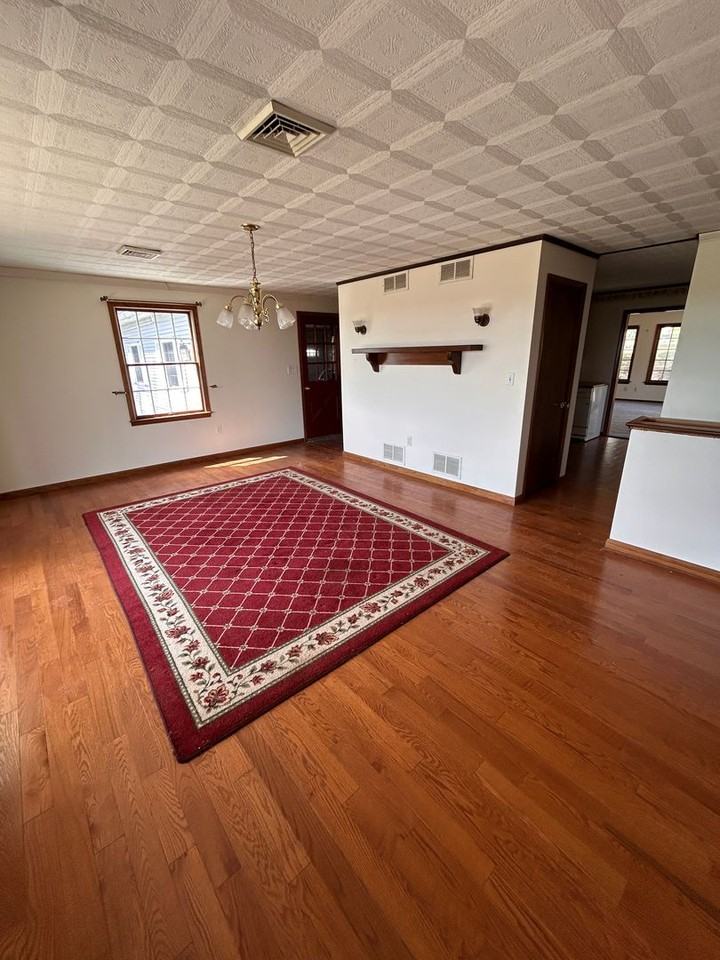 235 Reifsnyder Rd - Photo 4 of 12