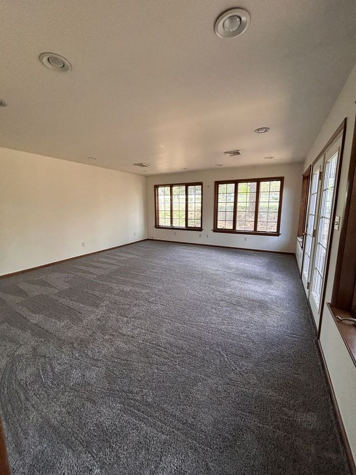 235 Reifsnyder Rd - Photo 5 of 12
