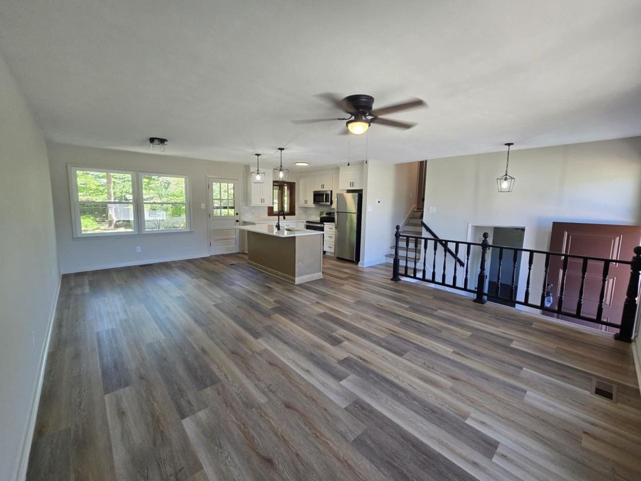 1819 Cawdor Dr - Photo 4 of 29