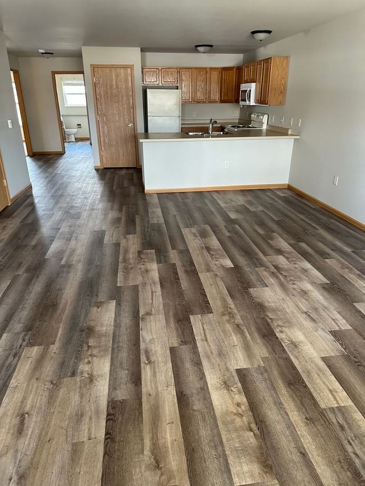 Dancing Oaks - Photo 2 of 26