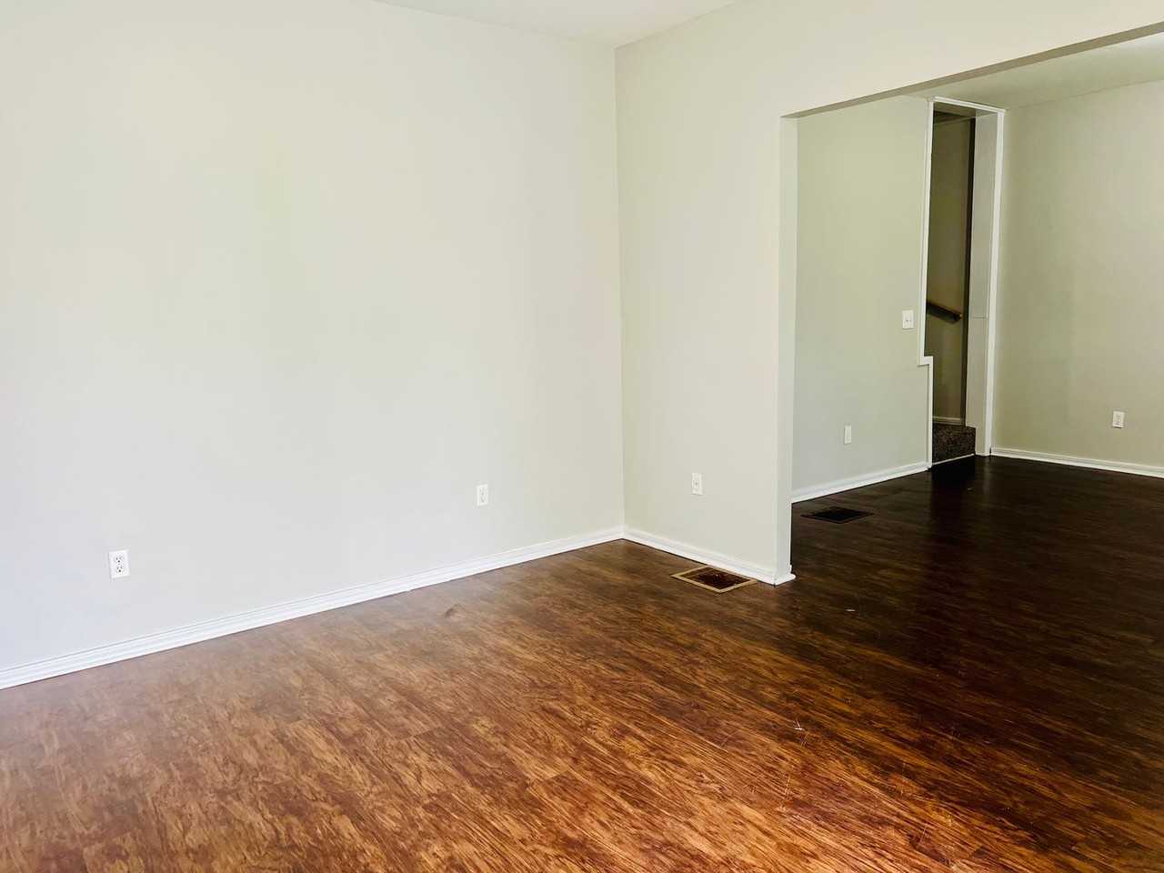 2338 Grand Ave - Photo 2 of 18