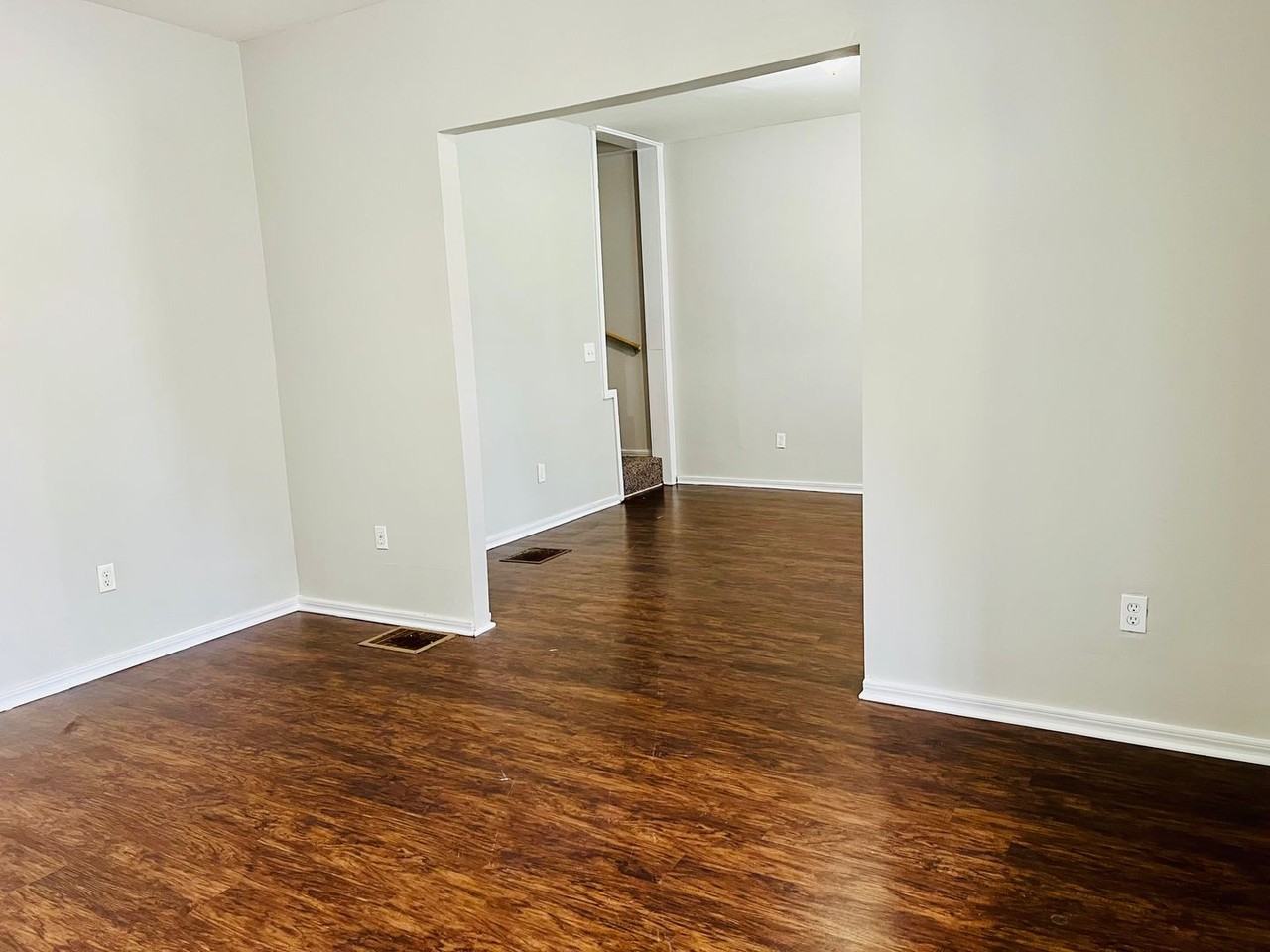 2338 Grand Ave - Photo 3 of 18