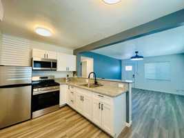 featured image of 51 N Euclid Ave