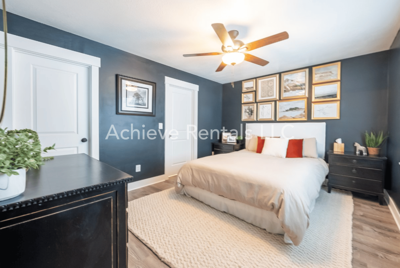 2366 N 150 E - Photo 7 of 12