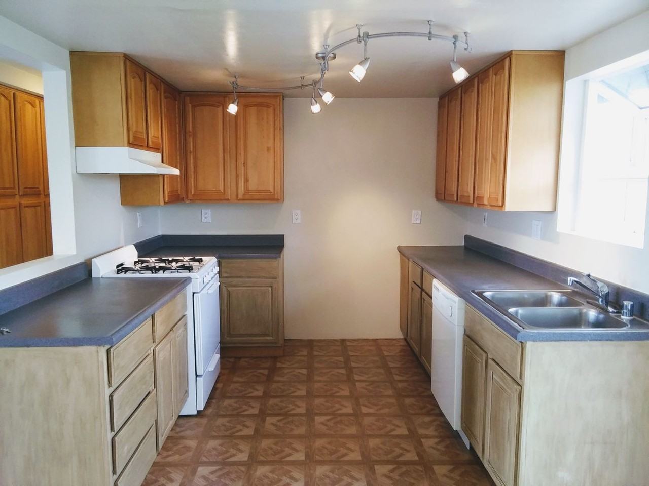 Brookhurst Way Apartments (FRANCISCAN GARDEN APARTMENTS) - Photo 7 of 14