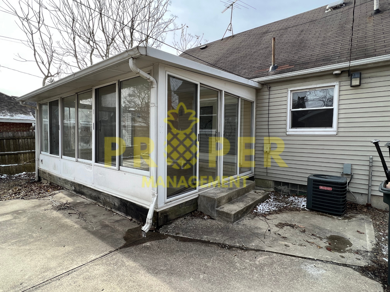 1440 Philadelphia Dr - Photo 2 of 11