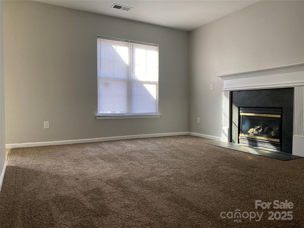 3854A Bullard St - Photo 3 of 13