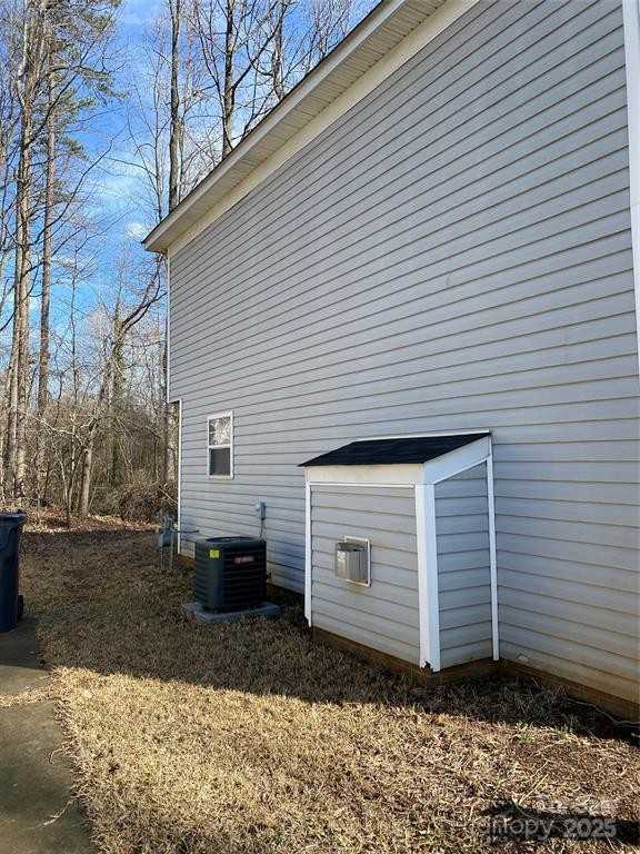 3854A Bullard St - Photo 5 of 13