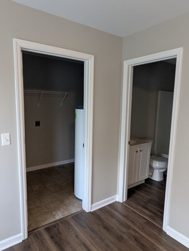 1024 Danielle Ct #3 - Photo 7 of 10