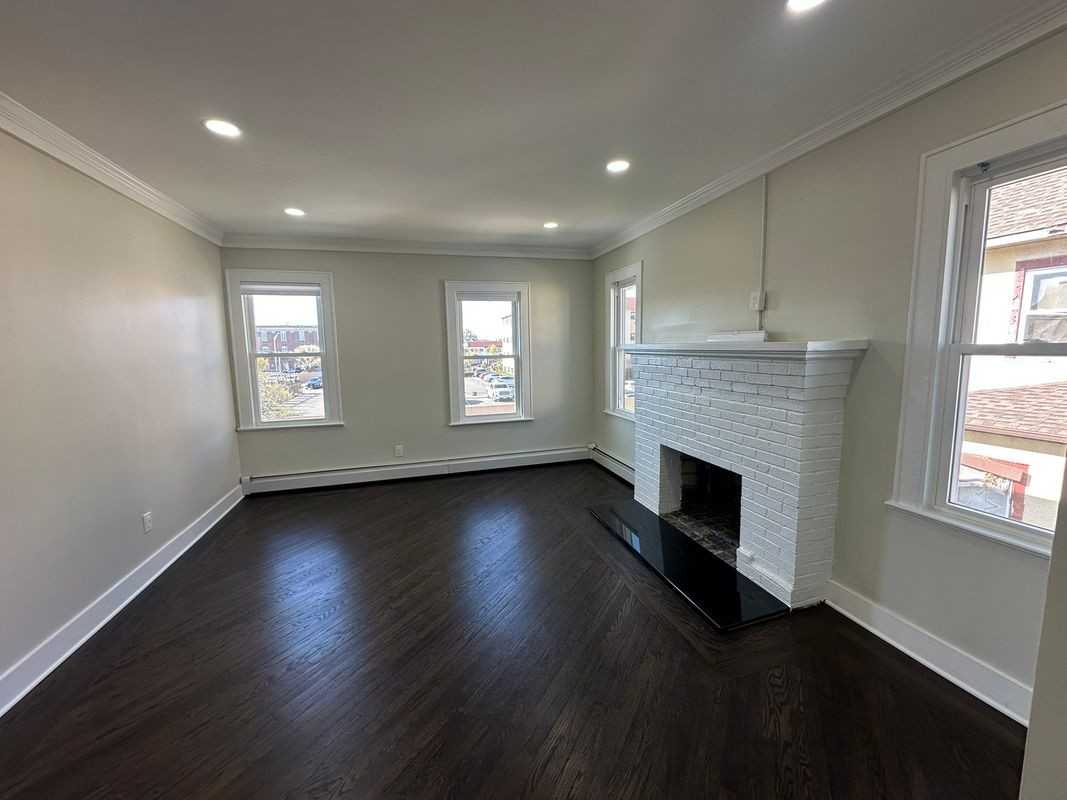 149 W Chester St - Photo 2 of 15