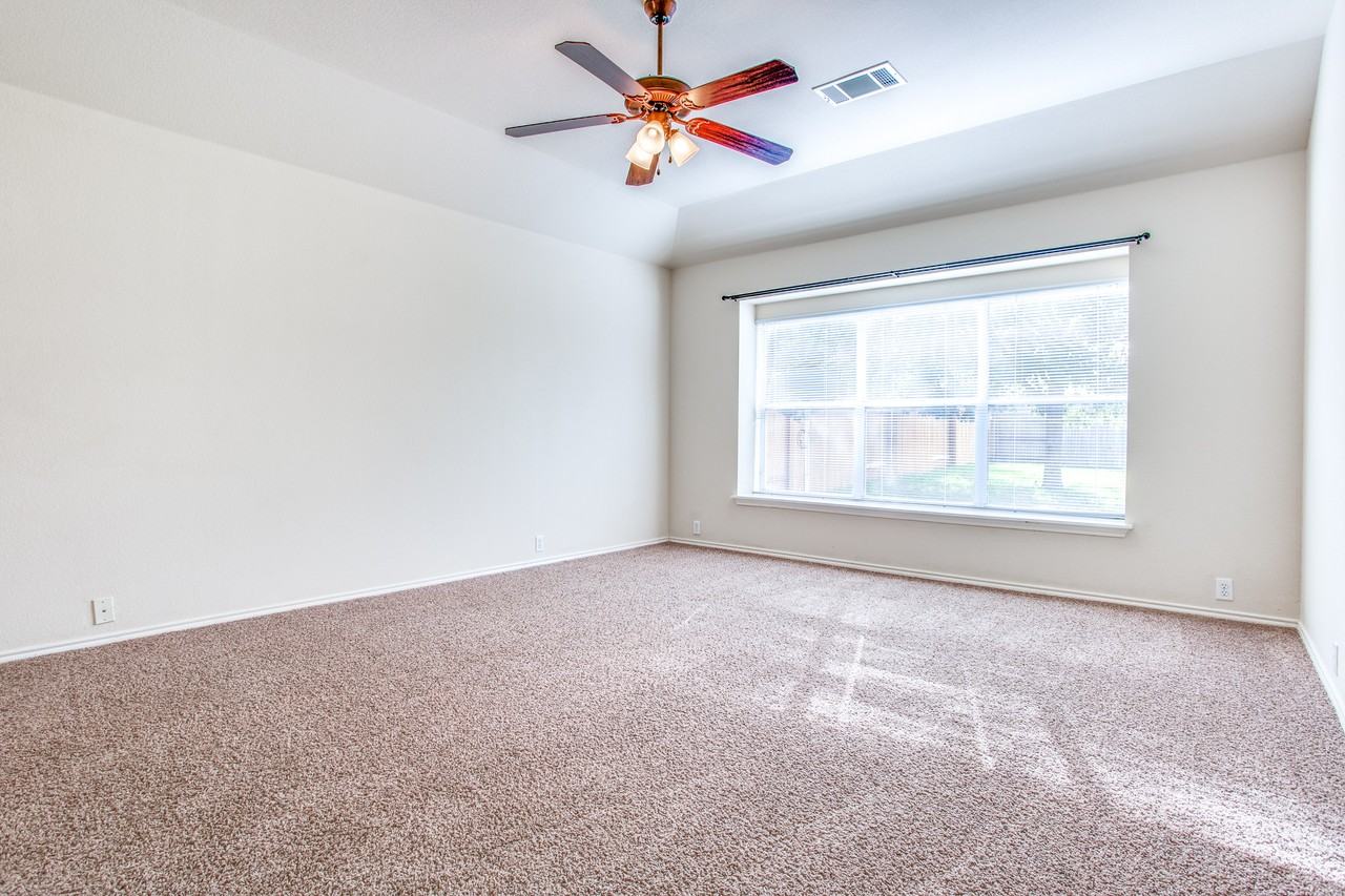 612 Arrowood Pl #1 - Photo 4 of 35