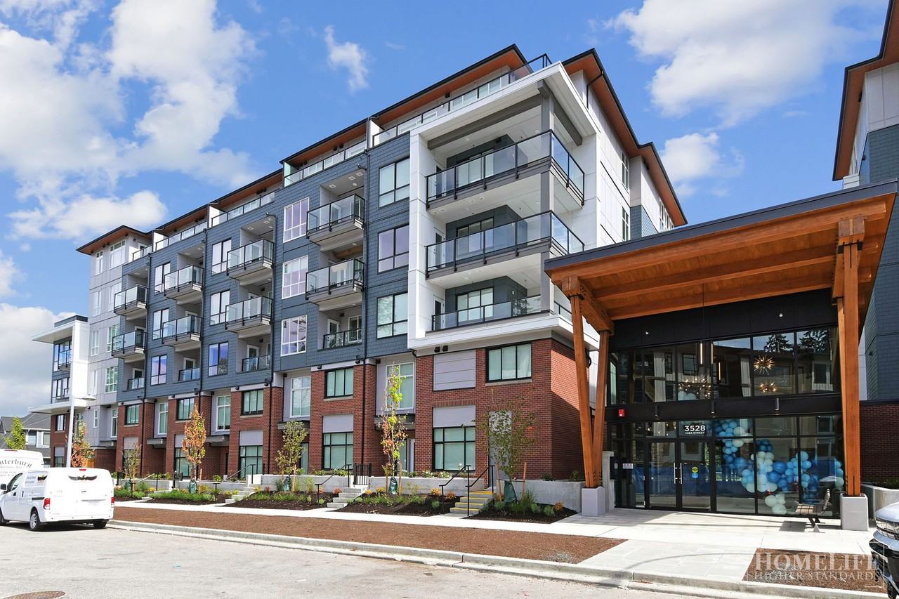 3528 146A St - Photo 3 of 27