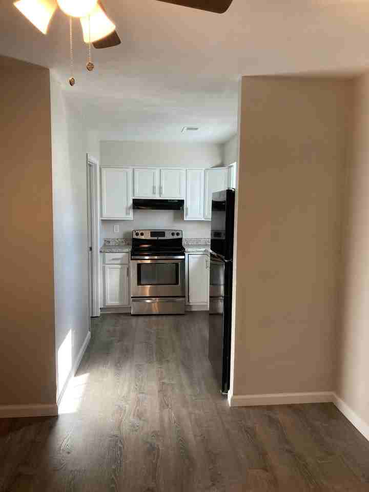 707 Plankway Dr - Photo 5 of 43