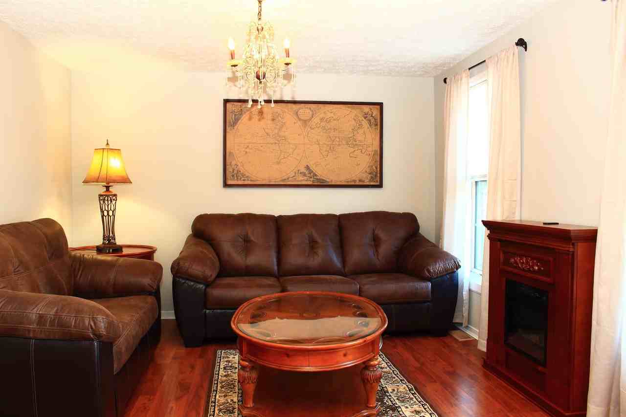 10936 Huntington Woods Cir #4 - Photo 5 of 9