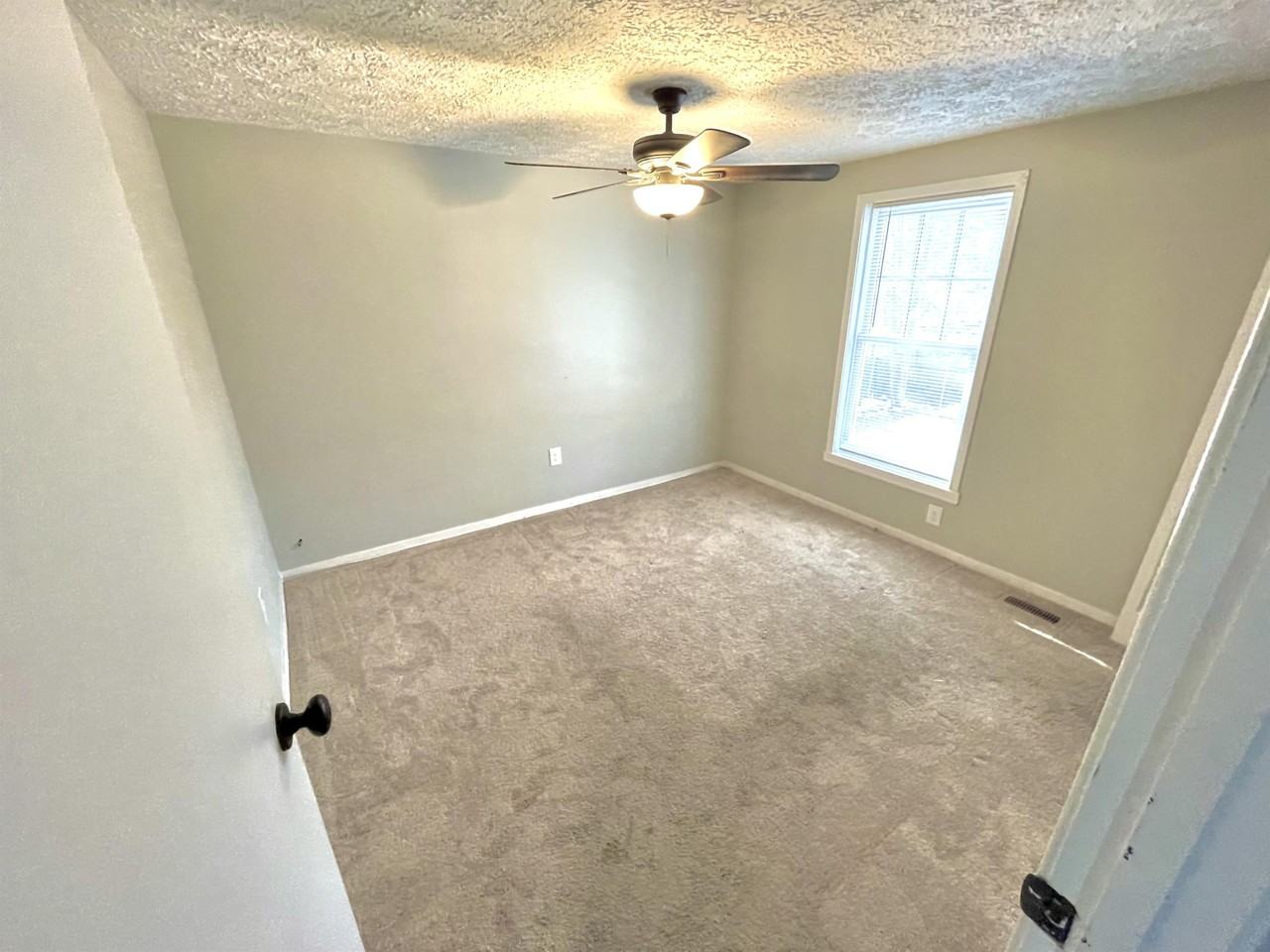 10936 Huntington Woods Cir #4 - Photo 3 of 9