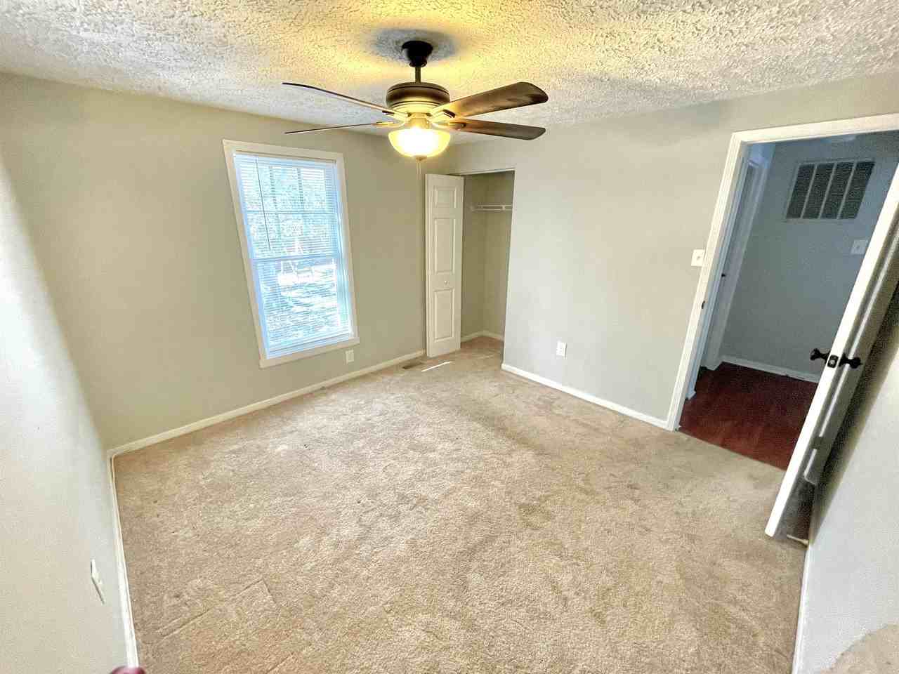 10936 Huntington Woods Cir #4 - Photo 6 of 9