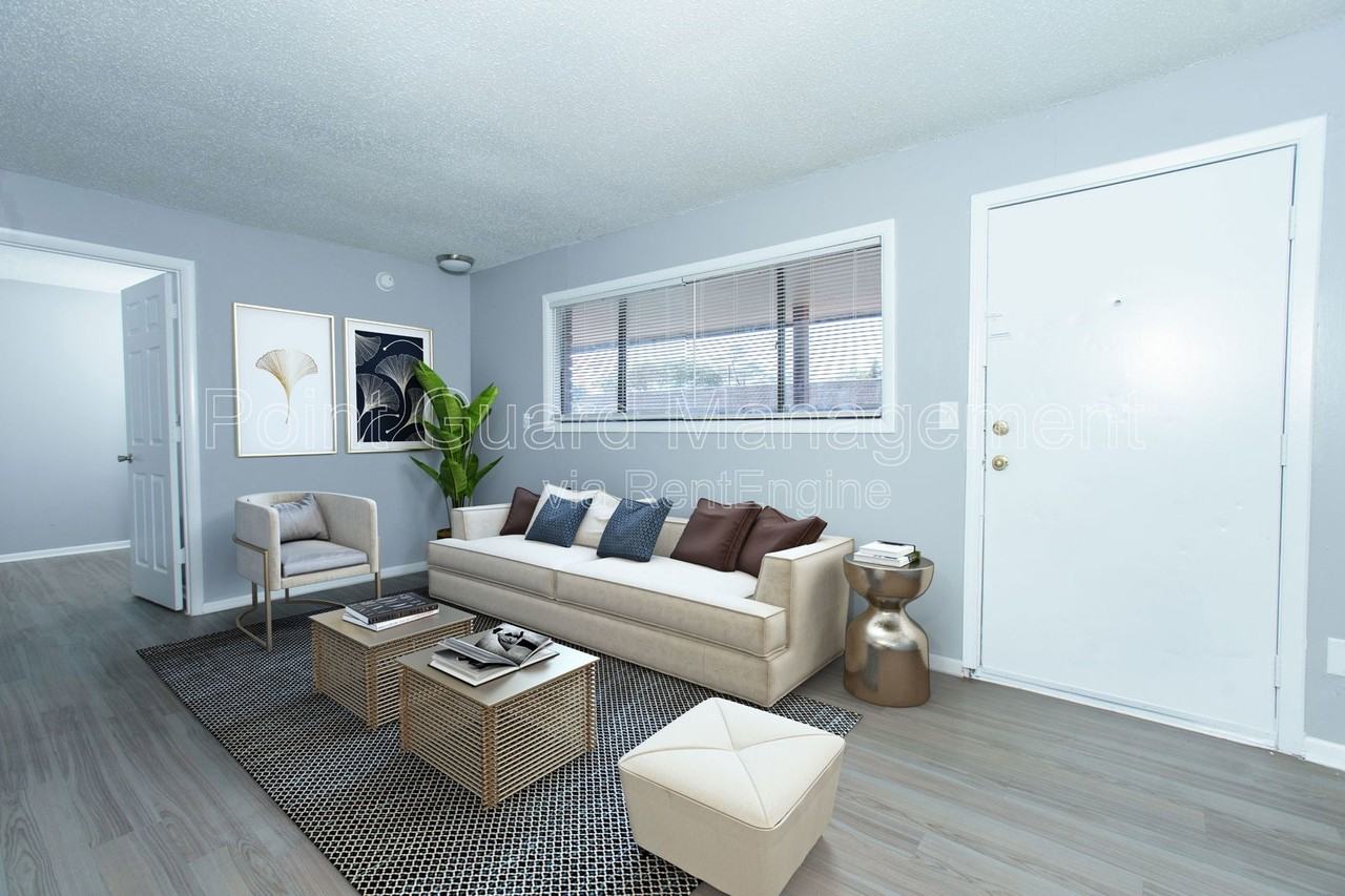 2626 W 9th St N #107